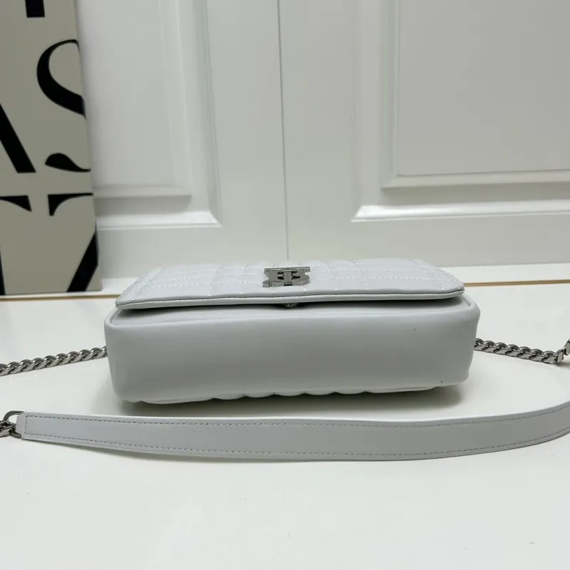 Burberry White Quilted Crossbody Bag 8378 - Image 7