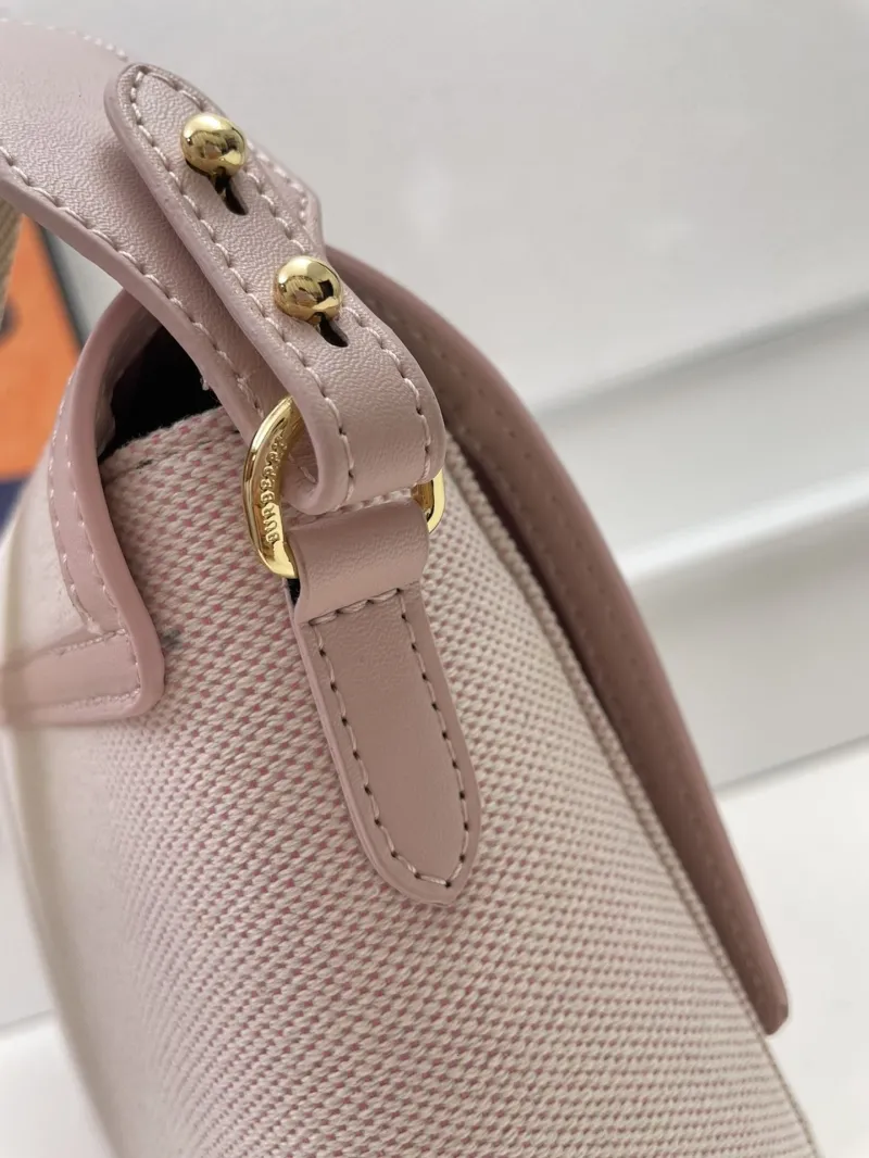 Burberry 8350 Light Pink Crossbody Satchel Bag Size 25 - Image 5