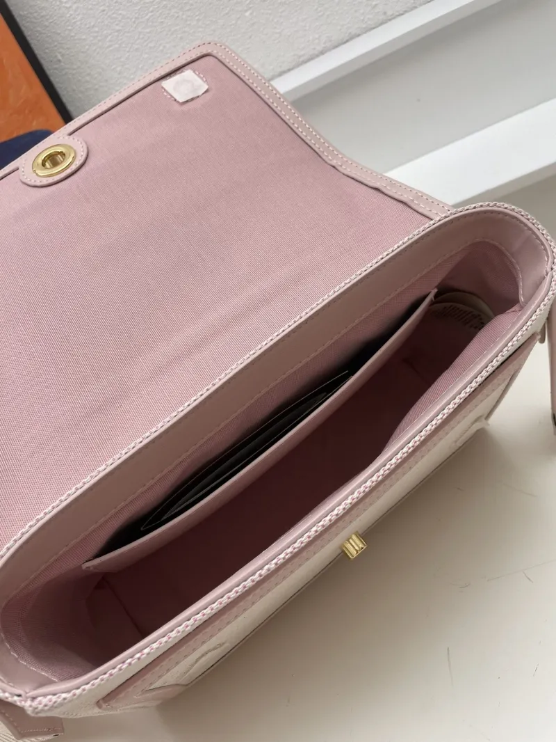 Burberry 8350 Light Pink Crossbody Satchel Bag Size 25 - Image 8