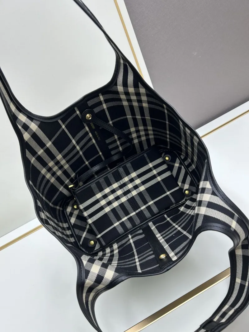 Burberry Black White Check Tote Bag 8092 - Image 6