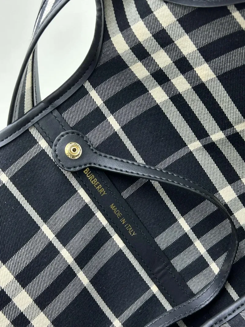 Burberry Black White Check Tote Bag 8092 - Image 7