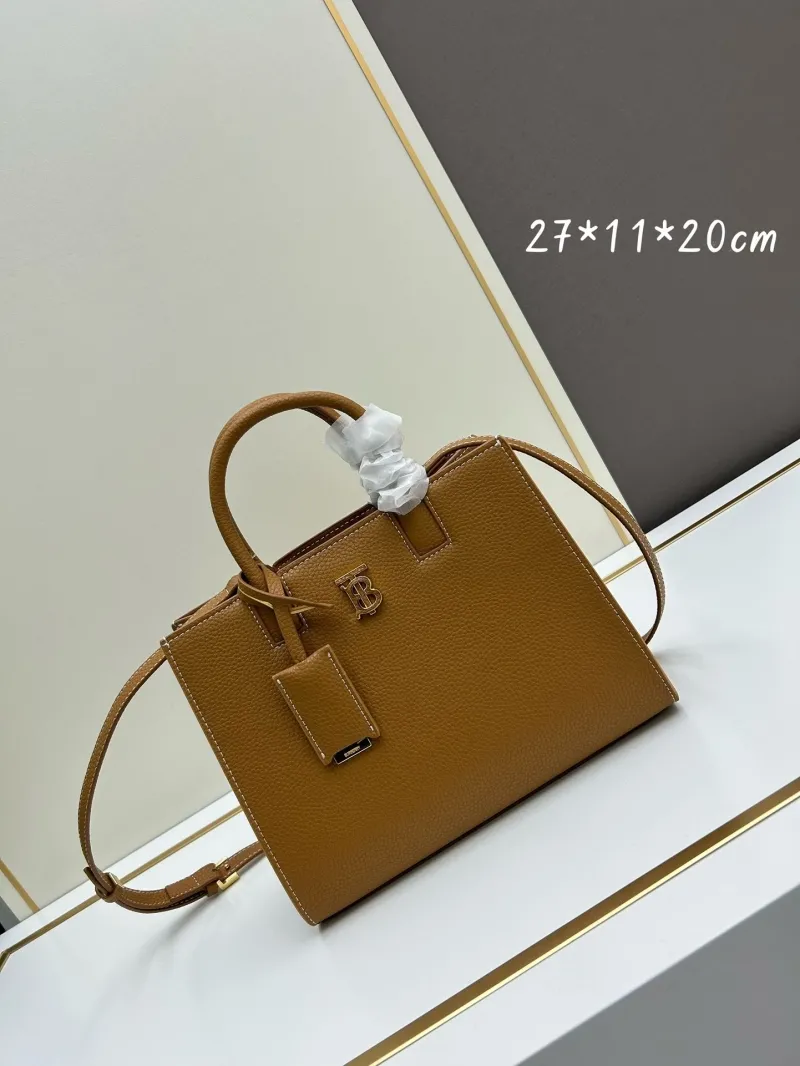 Burberry Shopping Bags-7