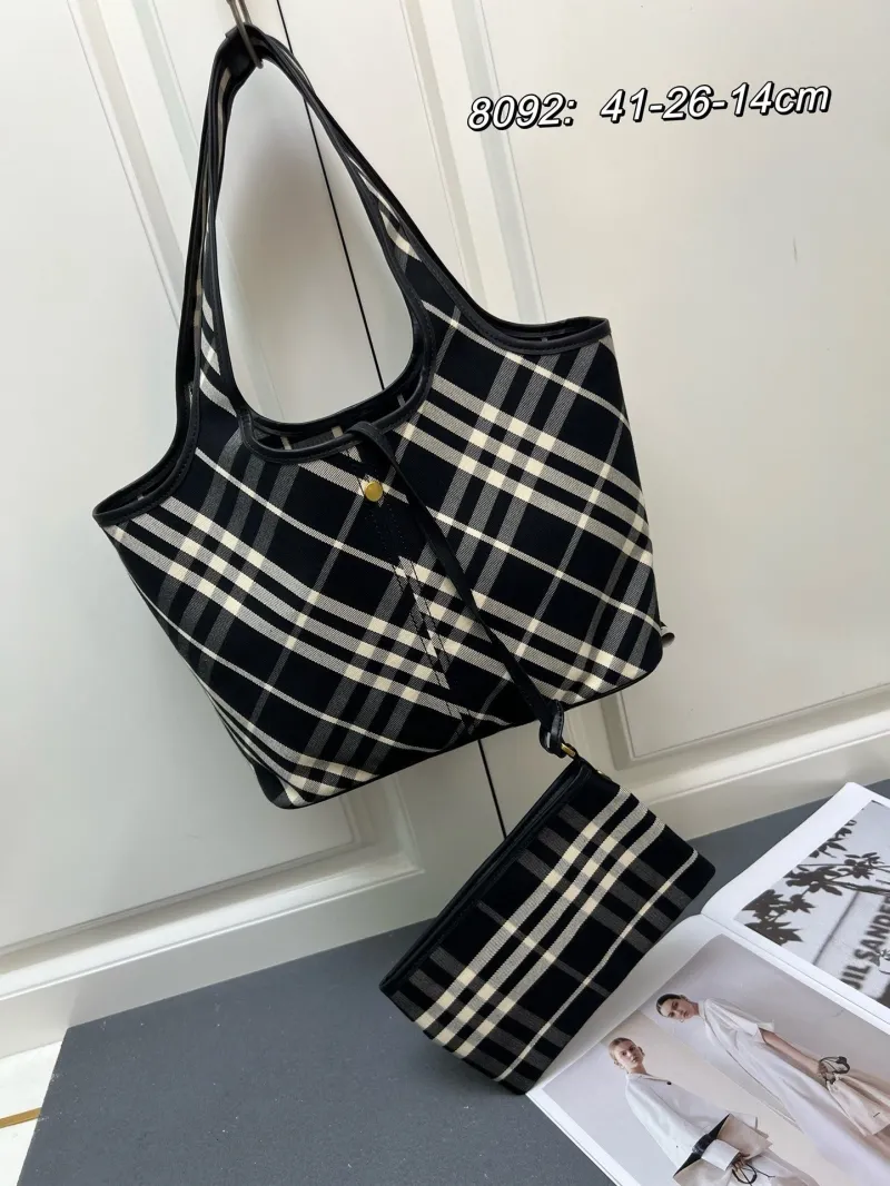 Burberry Shopping Bags-10 - Image 3