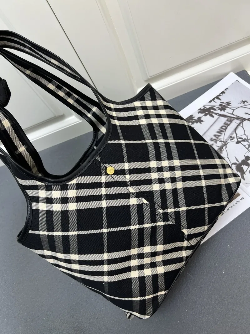 Burberry Shopping Bags-10 - Image 4