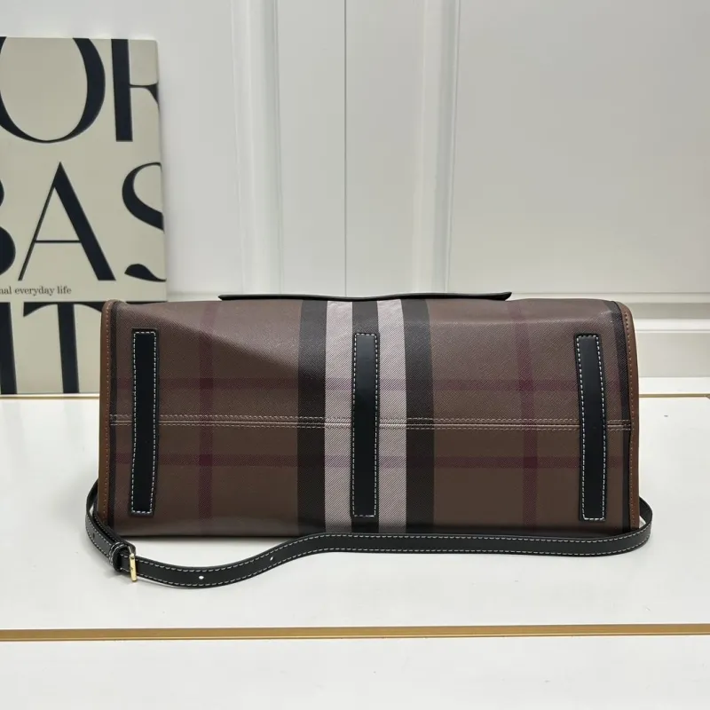 Burberry Shopping Bags-12 - Image 8