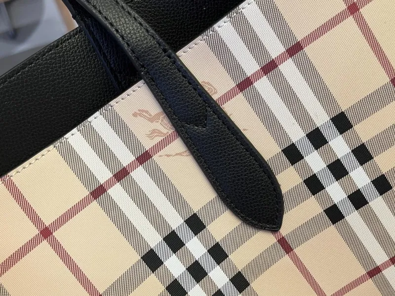 Burberry Nova Check Tote Bag - Image 5