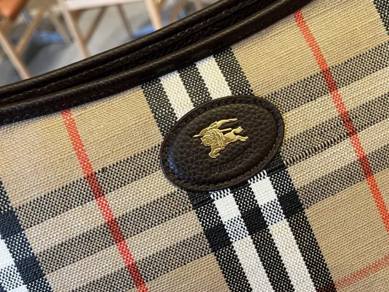 Burberry Classic Check Hobo Shoulder Bag - Image 6