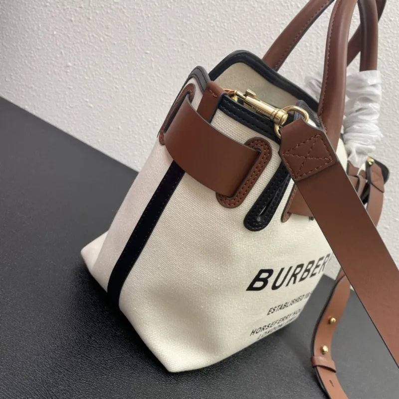 Burberry 8349 Cream Tote Bag Size 36 - Image 6