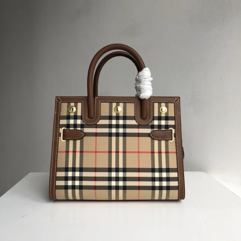 Burberry Vintage Check Tote Handbag - Image 3