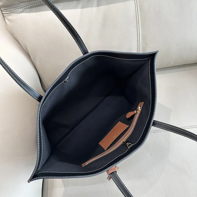 Burberry Classic Check Tote Bag - Image 7