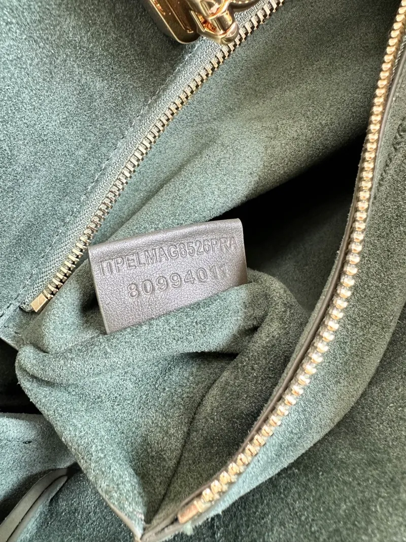 Burberry Green Suede Tote Bag - Image 9