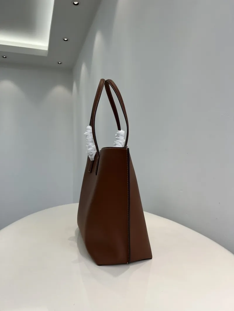 Burberry Brown Leather Tote Bag - Image 4