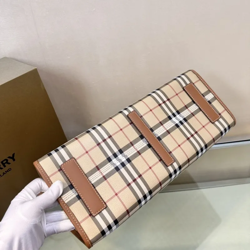 Burberry Vintage Check Tote Bag with Brown Leather Trim - Image 6