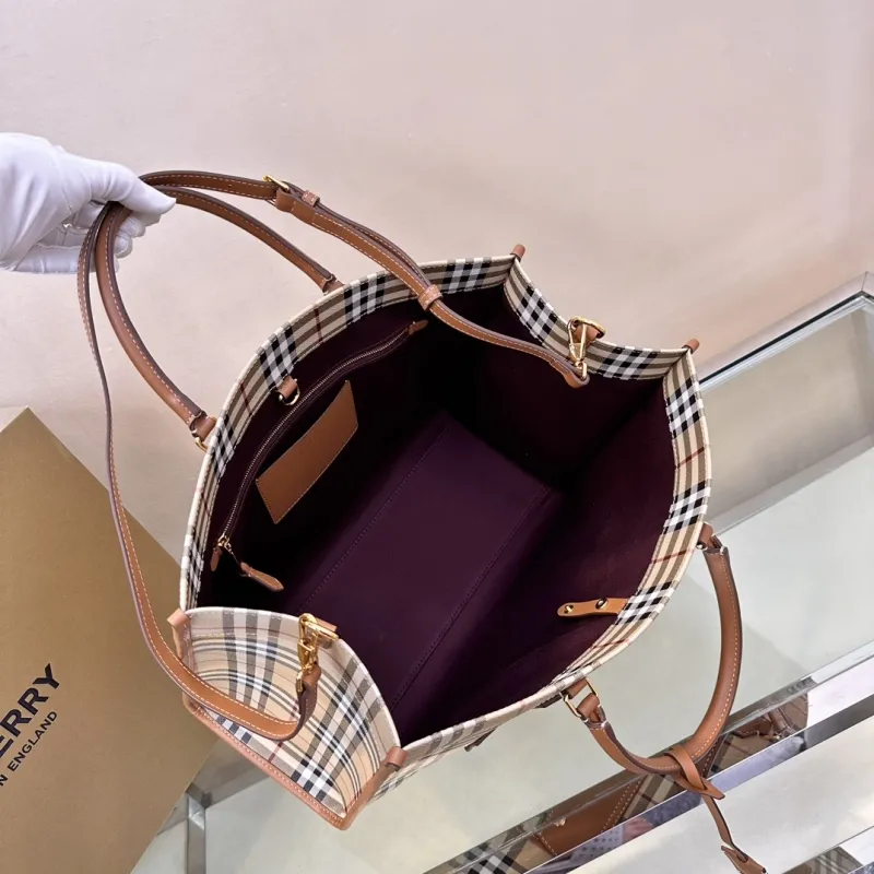 Burberry Vintage Check Tote Bag with Brown Leather Trim - Image 7