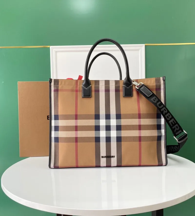 Burberry Shopping Bags-70