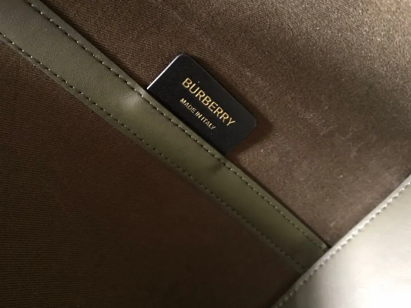 Burberry Olive Check Tote Bag with Matching Pouch - Image 8