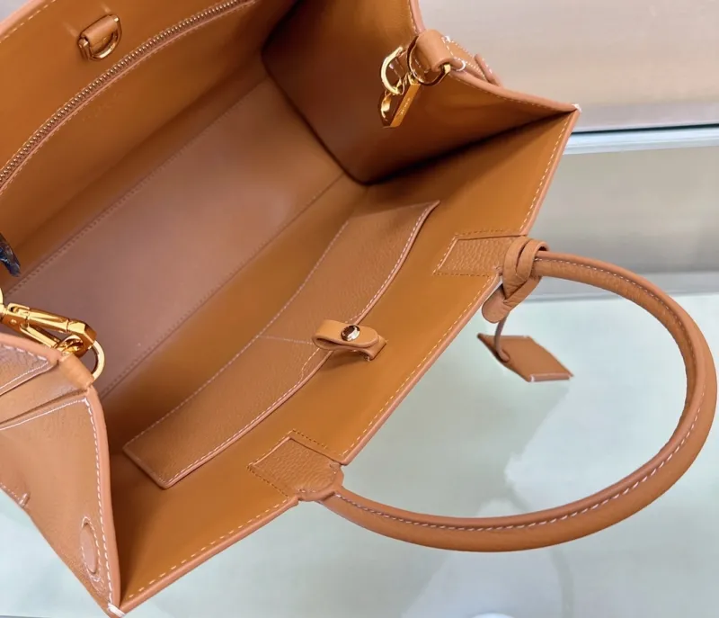 Burberry Tan Leather Tote Bag 77 - Image 8