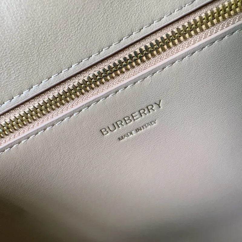 Burberry Beige Leather Tote Handbag - Image 5