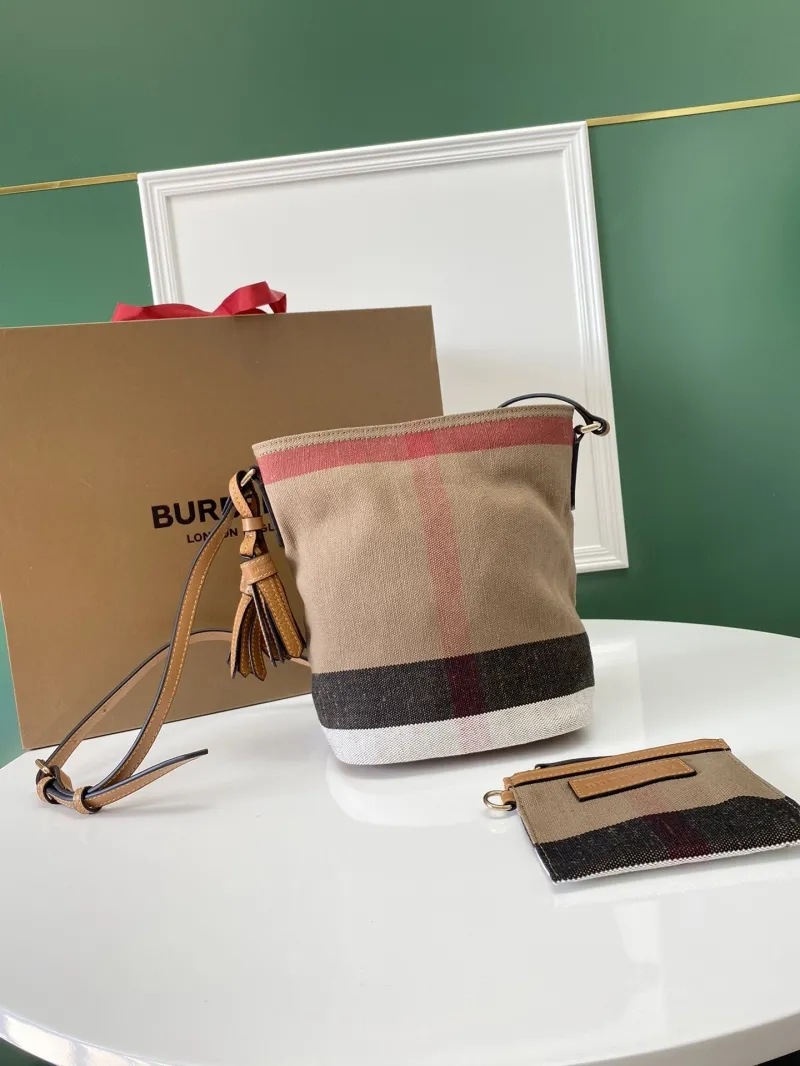 Burberry Shopping Bags-81
