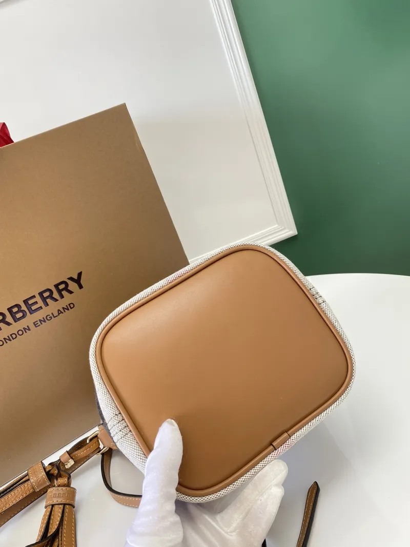 Burberry Classic Check Bucket Crossbody Bag with Small Pouch - Image 5