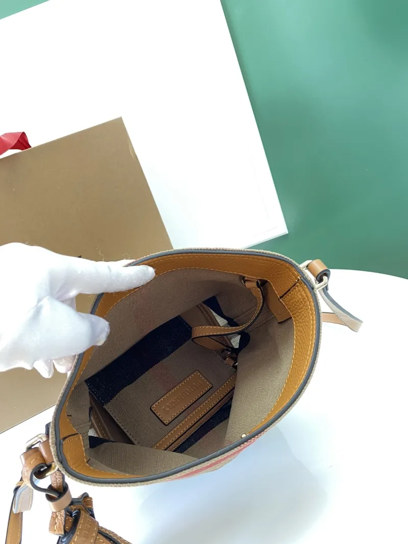 Burberry Classic Check Bucket Crossbody Bag with Small Pouch - Image 7