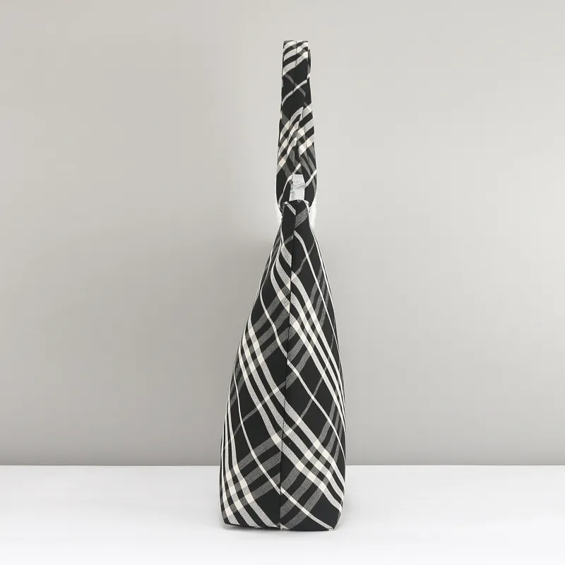 Burberry Black White Check Tote Bag 82 - Image 4