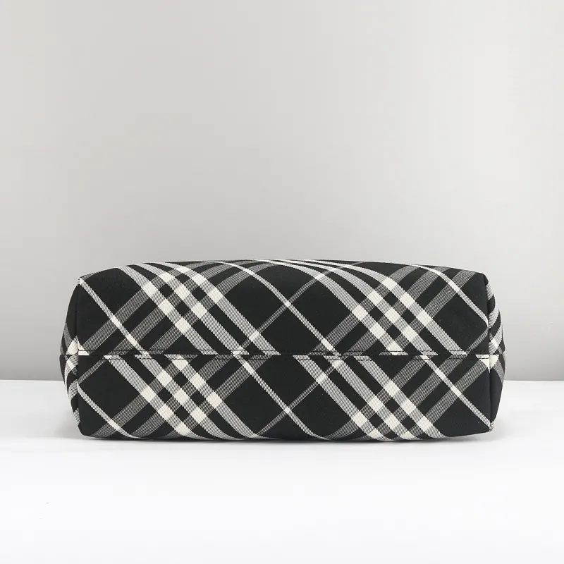 Burberry Black White Check Tote Bag 82 - Image 6