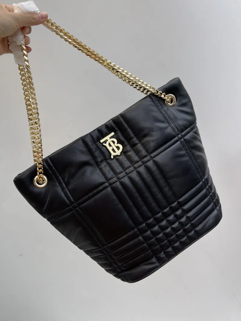 Burberry Shopping Bags-86