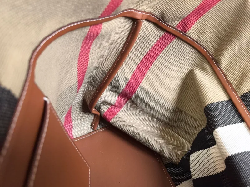 Burberry Classic Check Tote Bag - Image 8
