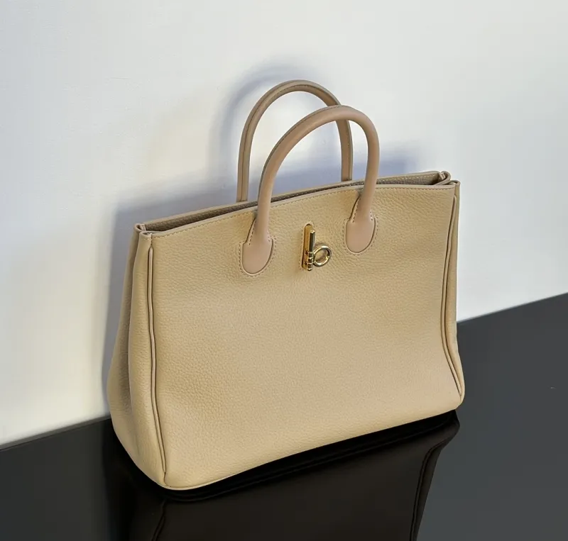 Alternative view of Burberry Beige Leather Tote Handbag 93