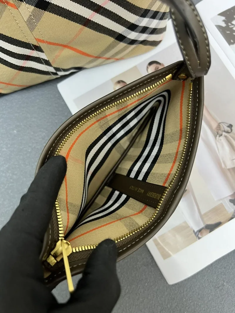 Alternative view of Burberry Classic Check Tote Bag with Pouch Model 8092