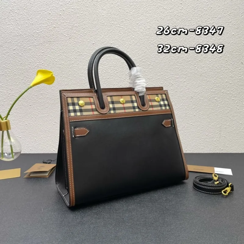 Alternative view of Burberry Shopping Bags-100