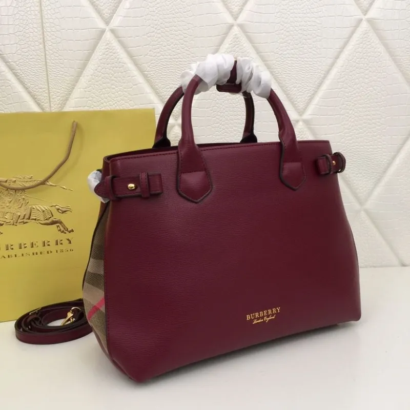 Alternative view of Burberry Shopping Bags-101