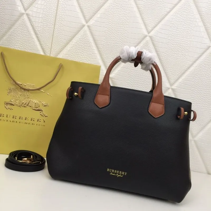 Burberry Shopping Bags-104