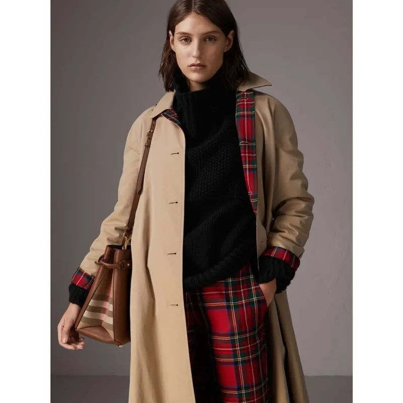 Burberry Shopping Bags-105 - Image 5