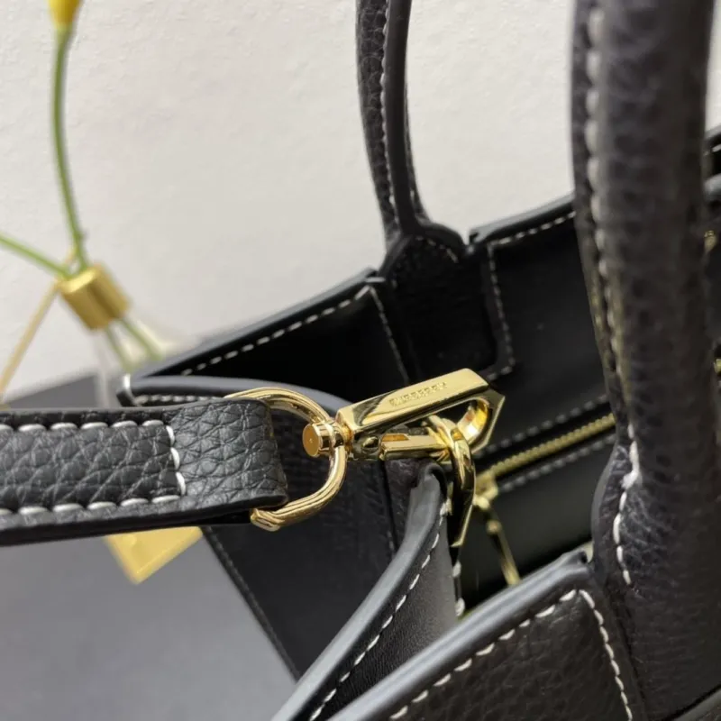 Burberry Shopping Bags-110 - Image 7