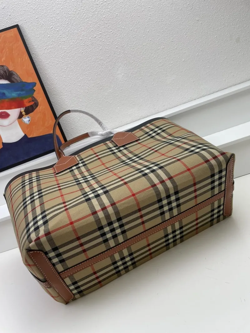 Burberry Classic Check Tote Bag with Pouch 8363 - Image 7