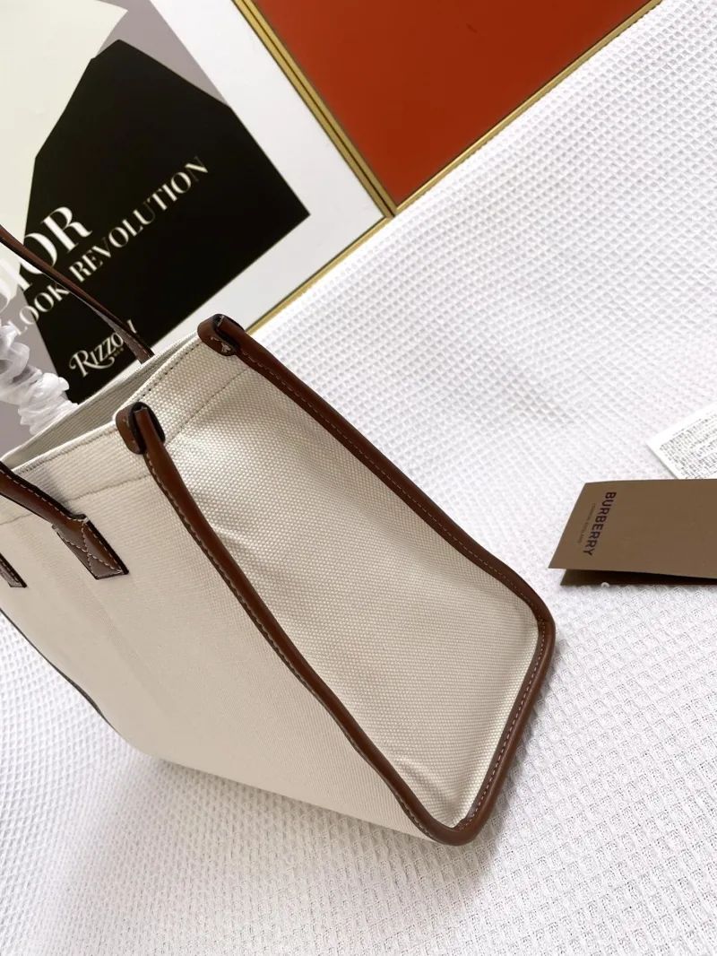 Burberry Shopping Bags-115 - Image 6