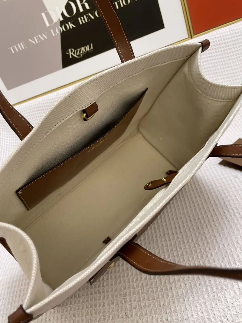 Burberry Shopping Bags-115 - Image 8
