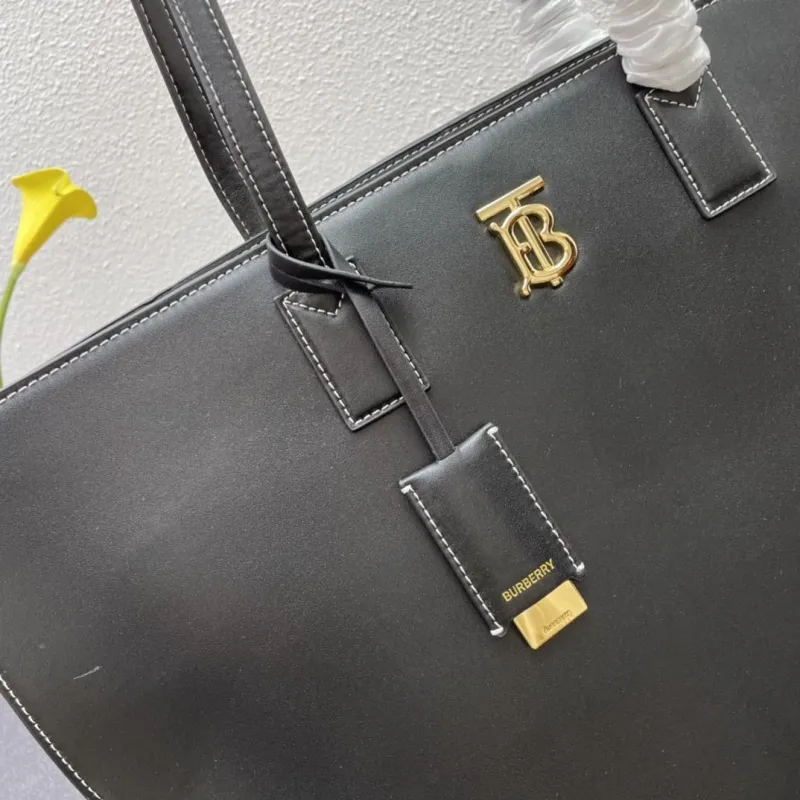 Burberry Shopping Bags-118 - Image 4