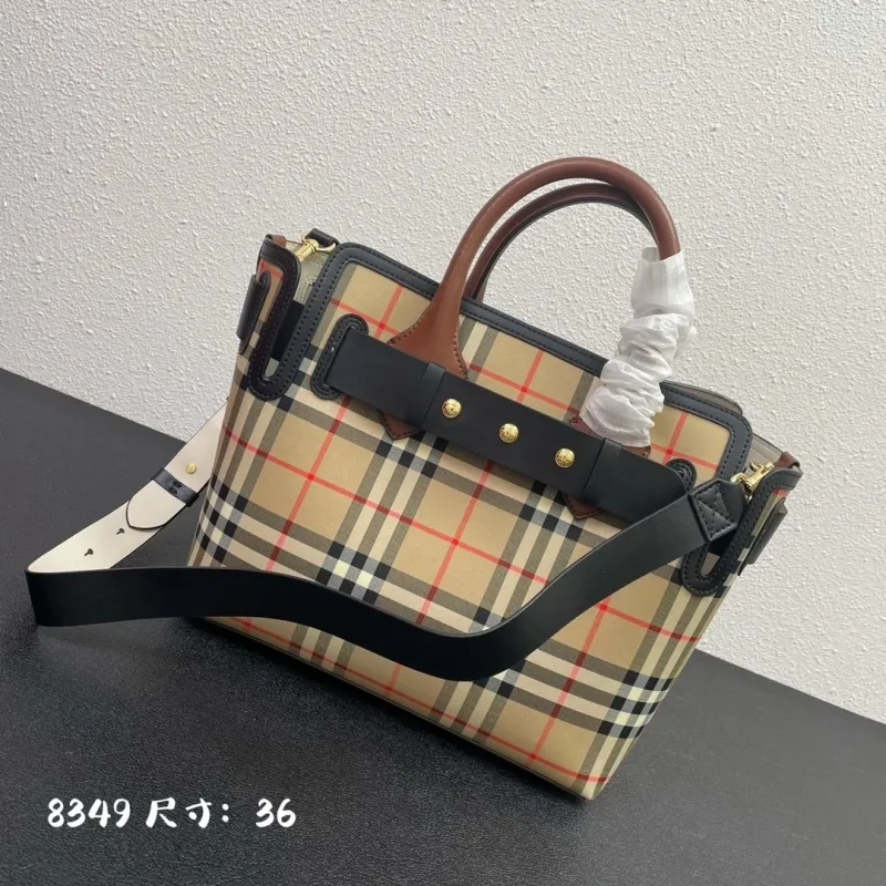 Burberry Vintage Check Handbag Size 36 Model 8349
