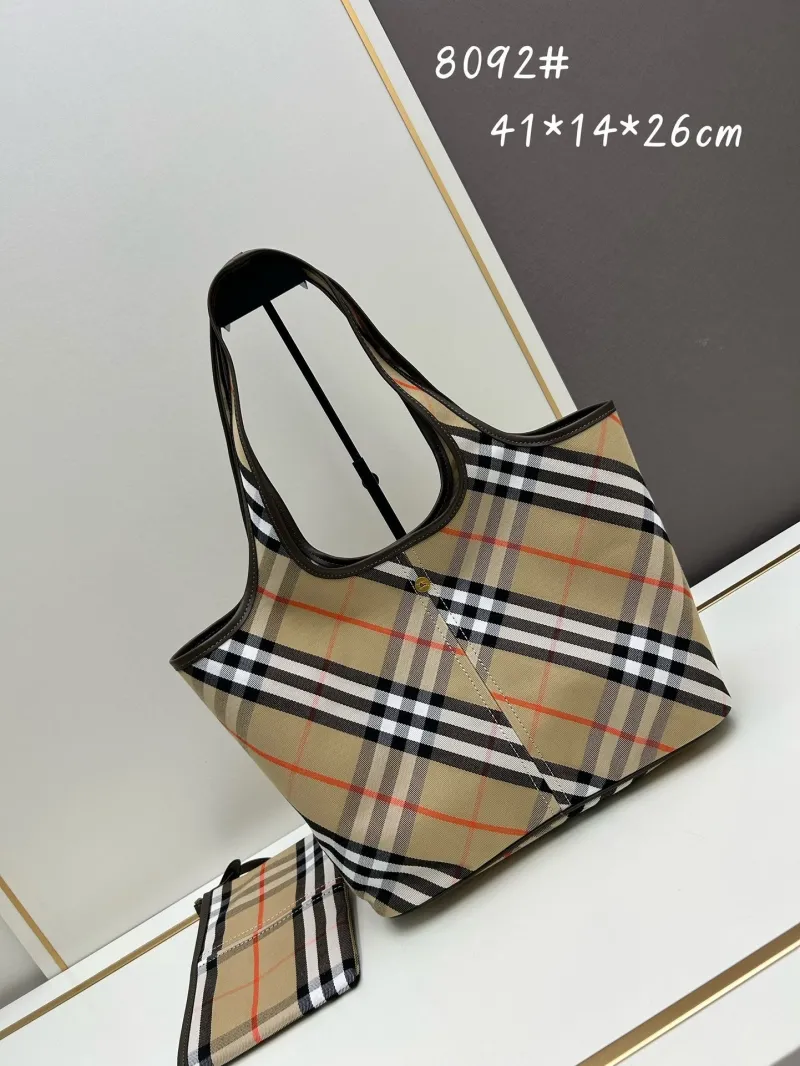 Burberry Classic Check Tote Bag 8092