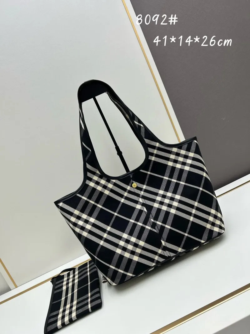Burberry Black White Check Tote Bag Set 8092