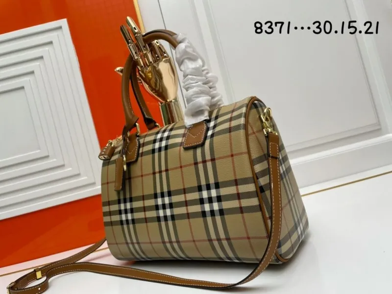 Burberry Beige Check Boston Handbag 8371 - Image 3