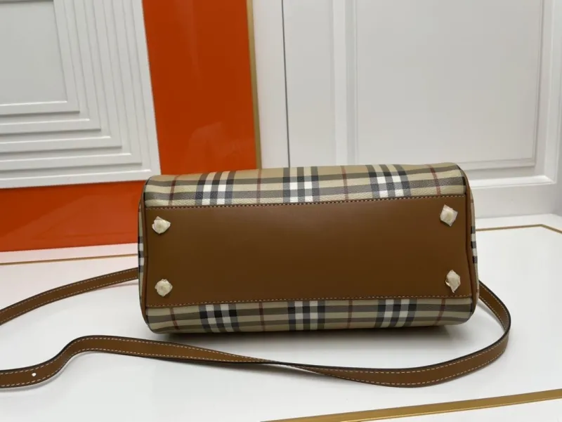 Burberry Beige Check Boston Handbag 8371 - Image 7