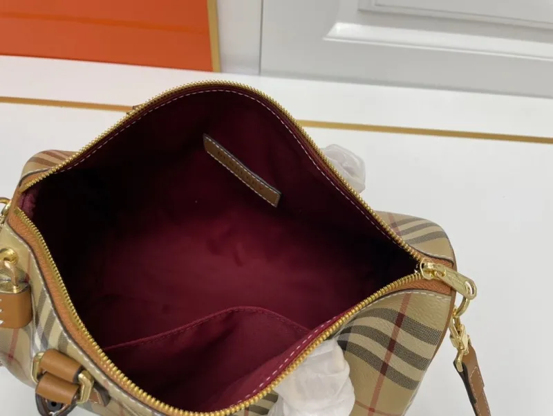 Burberry Beige Check Boston Handbag 8371 - Image 8
