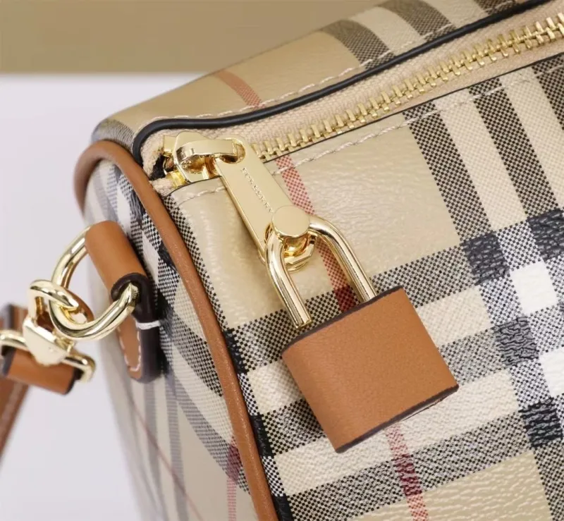Burberry Classic Check Speedy Boston Bag - Image 5