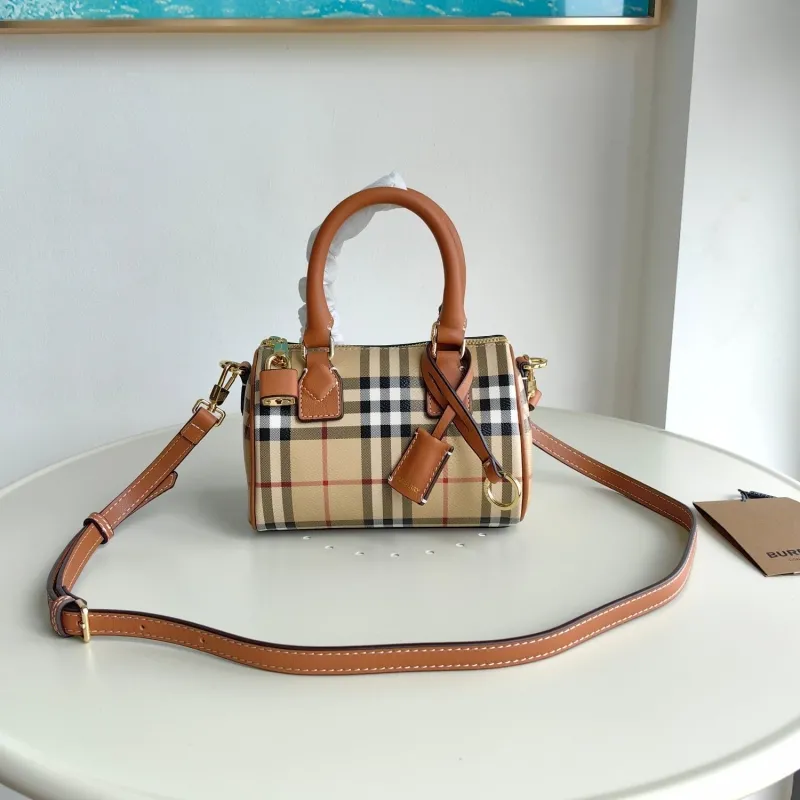 Burberry Speedy Bags-19