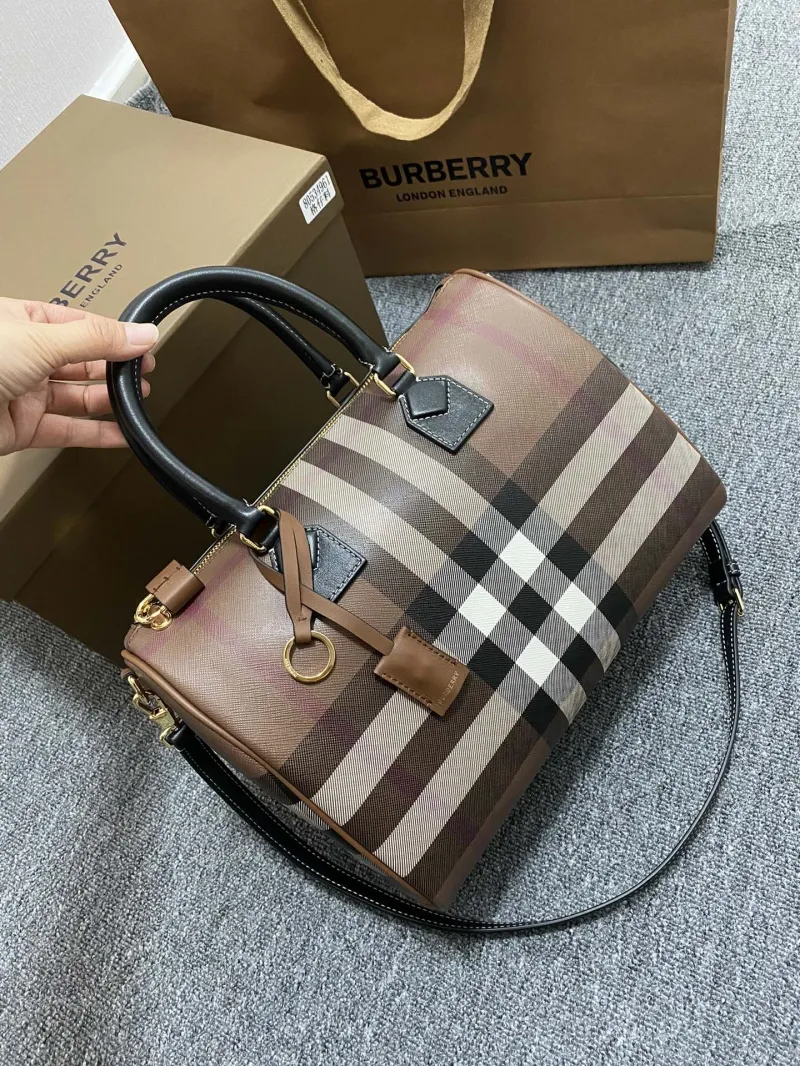 Burberry Speedy Check Shoulder Handbag - Image 3