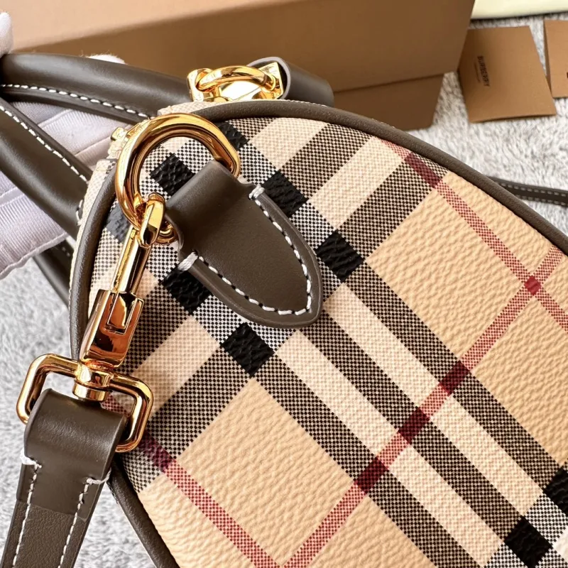 Burberry Speedy Style Small Crossbody Handbag 25 - Image 5